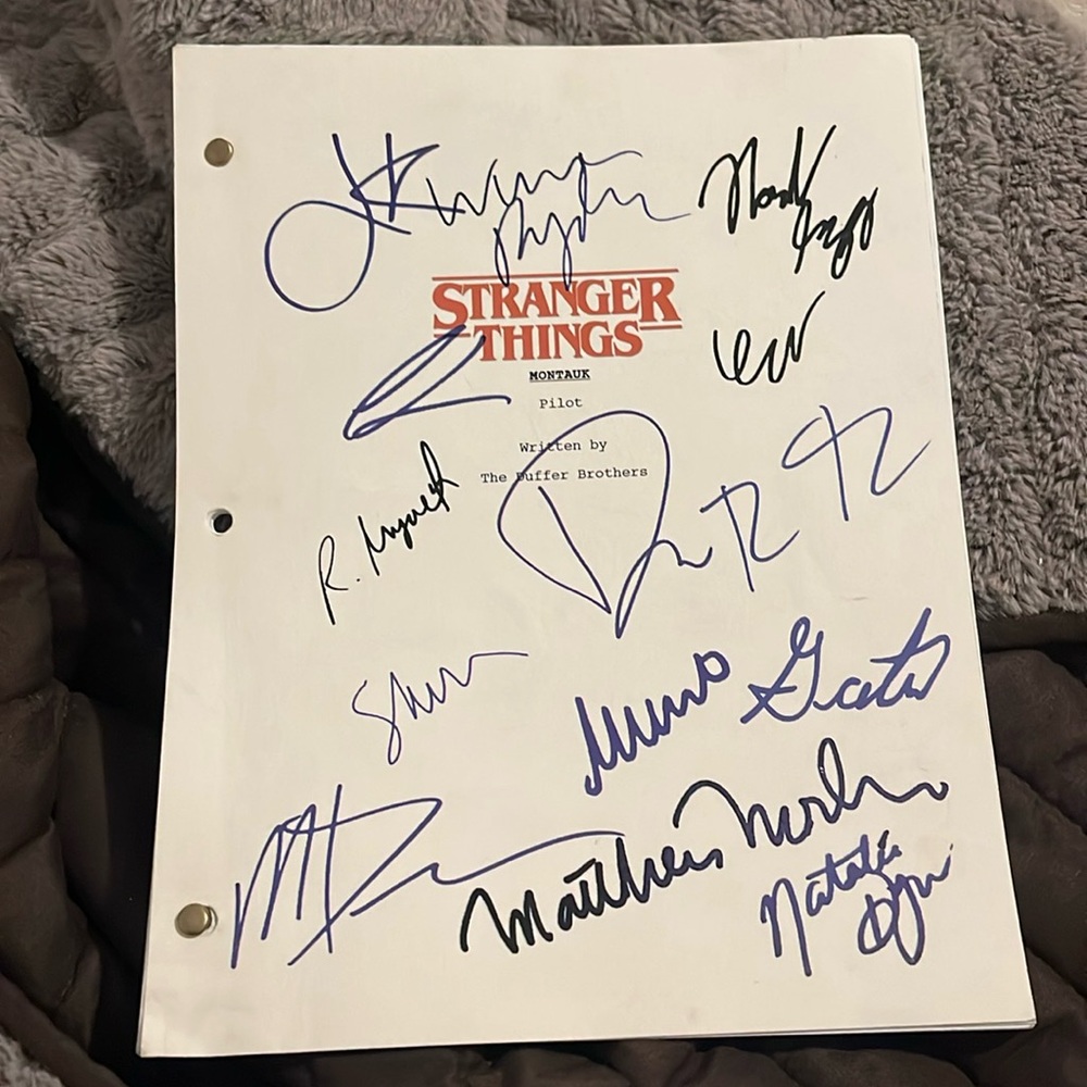 Stranger things autographed pilot script signed by whole cast